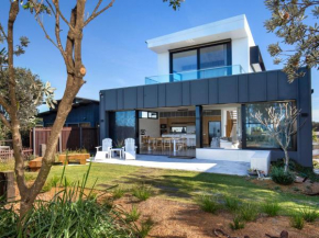Banksia I Absolute Beachfront
